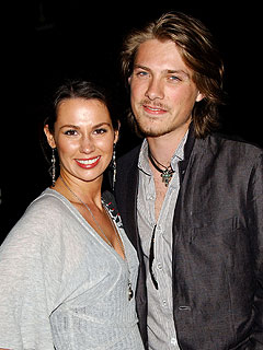 Natalie Hanson and Taylor Hanson